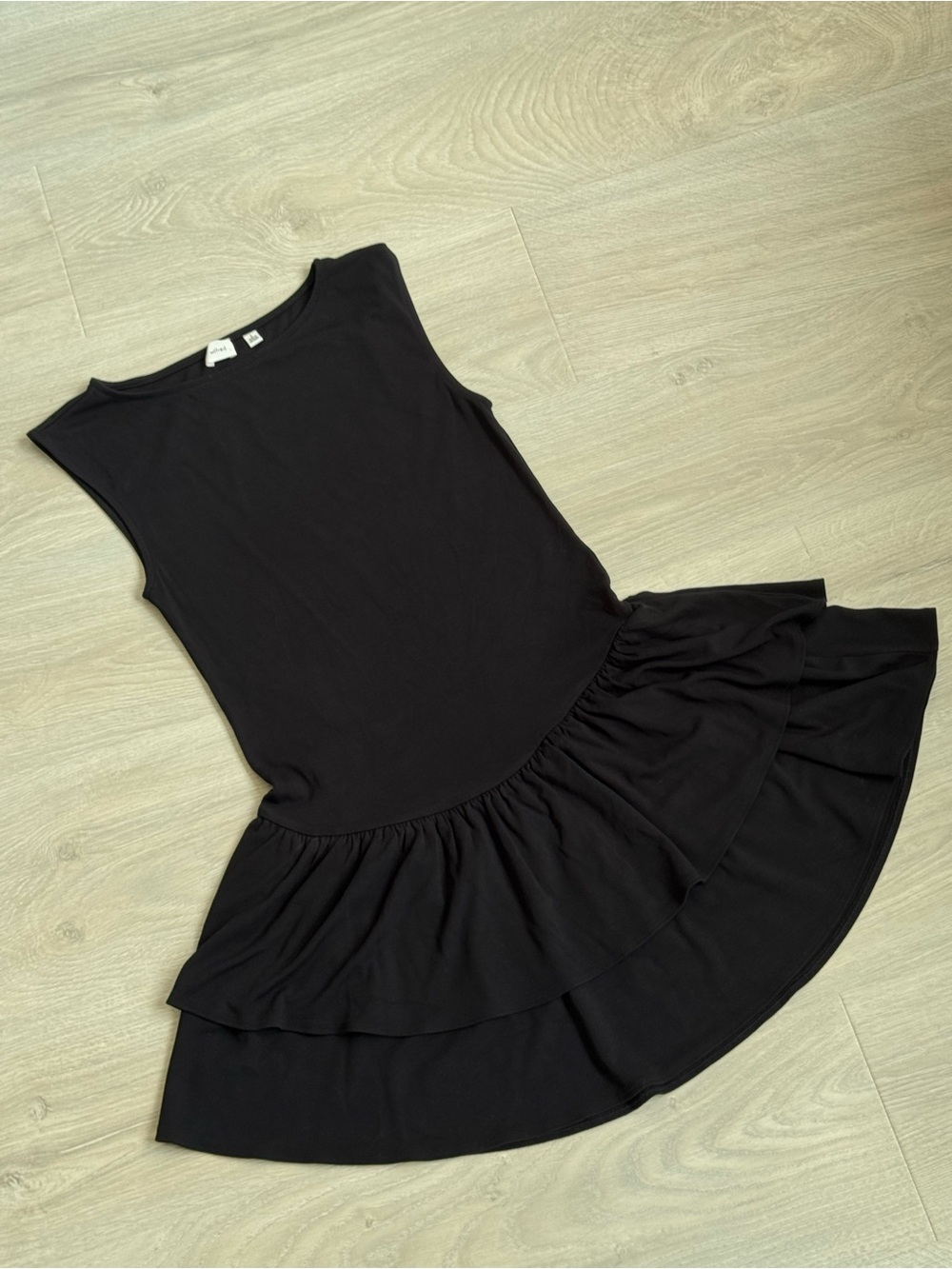 Aritzia Wilfred Black Sleeveless Tiered Ruffle Mini Dress